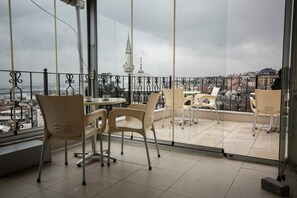 Terrace/patio - Black Pearl Apart Istanbul (Istanbul)