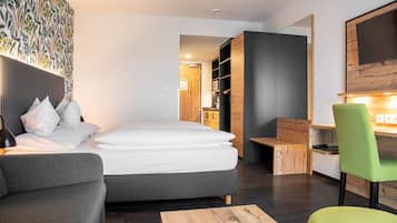 Superior Double Room (Plus) | Desk, blackout drapes, soundproofing, free WiFi