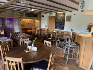 Dining - The Ship Inn (Spalding)