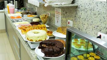 Free daily full breakfast