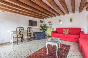 Appartement, 2 chambres | Coin séjour