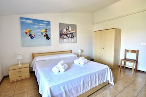 Apartment, 2 Bedrooms, Non Smoking | 2 bedrooms, individually decorated, individually furnished - Apartment Rosa Cinderella With Pool (Lazise)