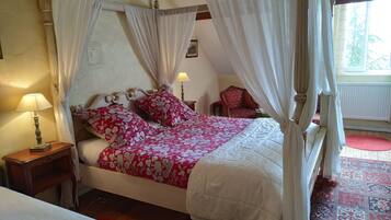 2 chambres, décoration personnalisée, Wi-Fi gratuit, draps fournis