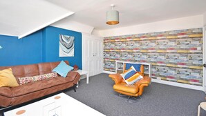 Superior-Apartment, eigenes Bad, Stadtblick | Lounge