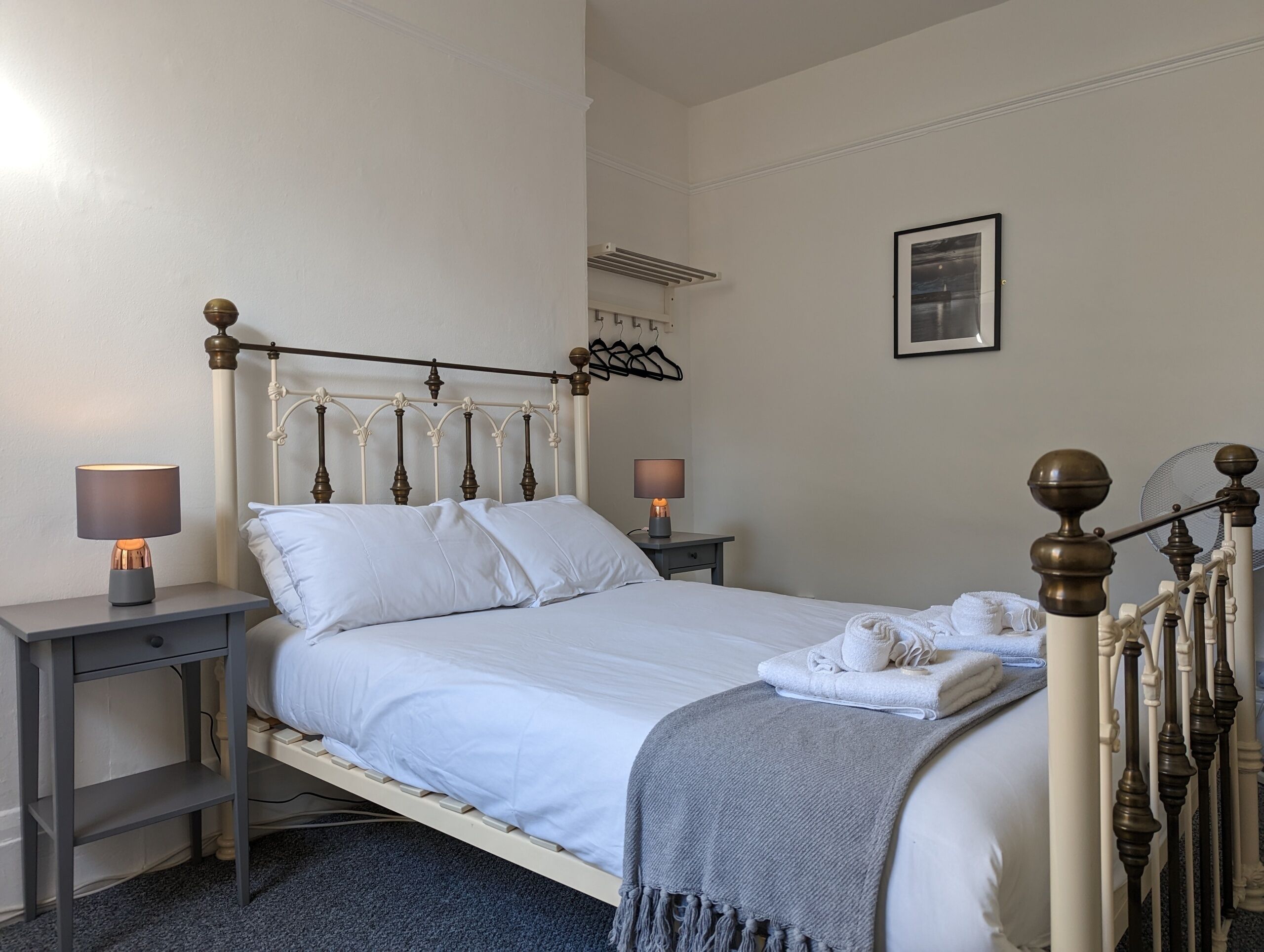 Camera doppia, bagno condiviso, vista giardino (Room 3) | 1 camera