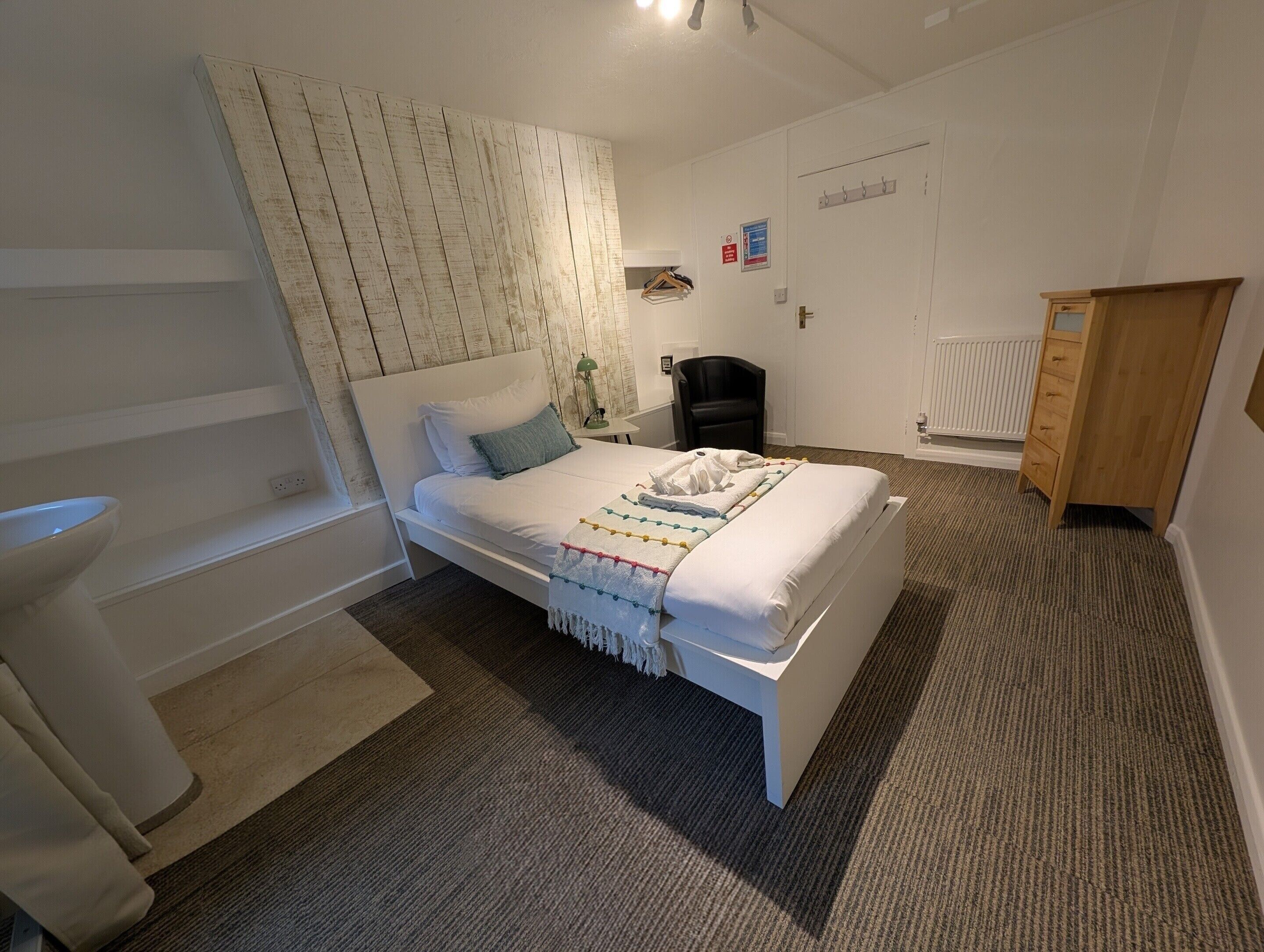 Singola Economy, bagno condiviso, vista giardino (1) | 1 camera