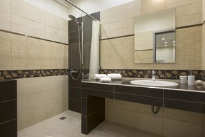 Departamento | Baño | Regadera, amenidades de baño gratuitas, secadora de cabello, toallas 
