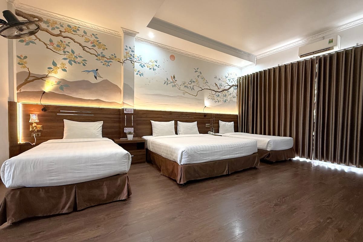 Family Suite, Balcony | Minibar, desk, soundproofing, free WiFi