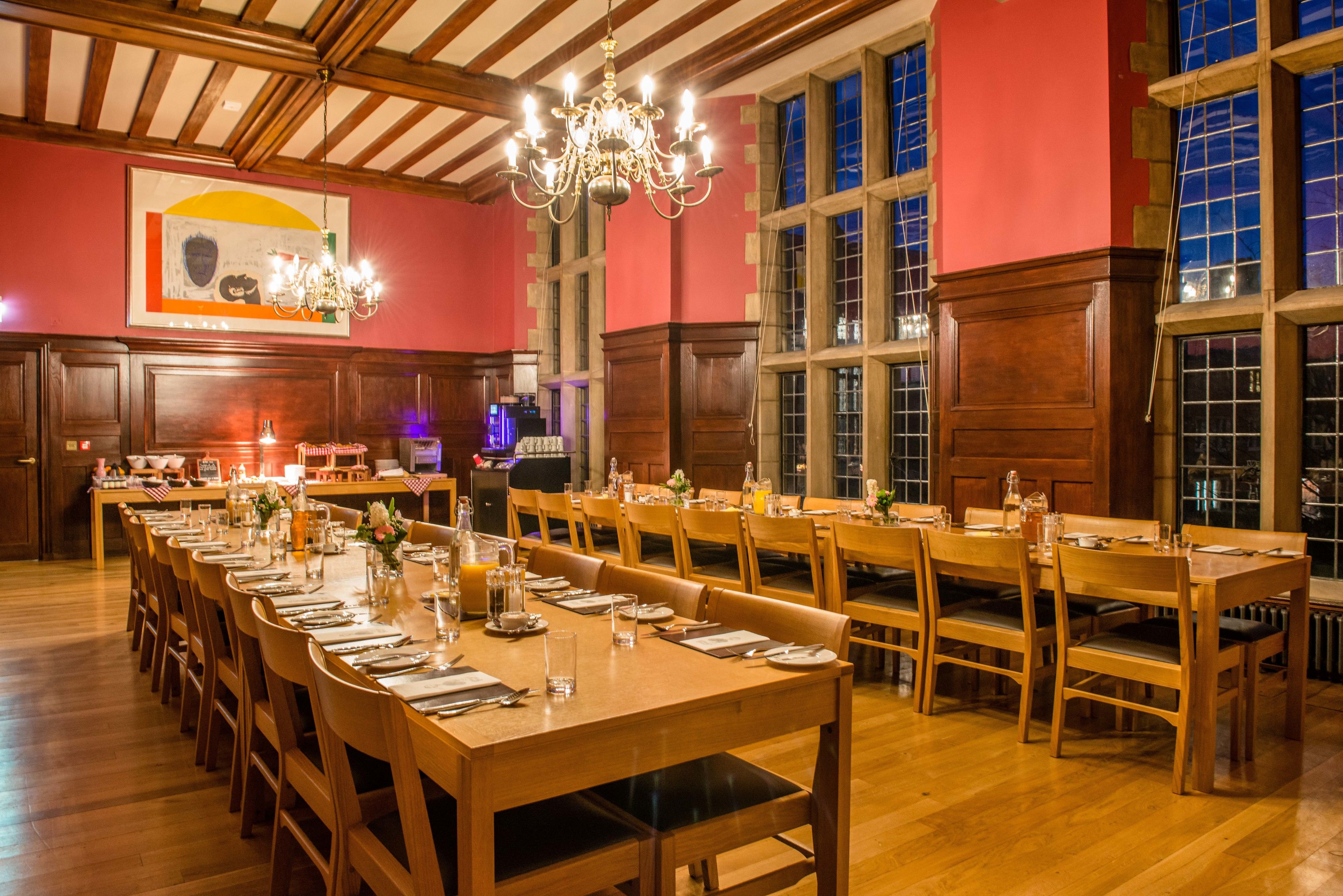 Sudah termasuk sarapan ala kontinental setiap hari