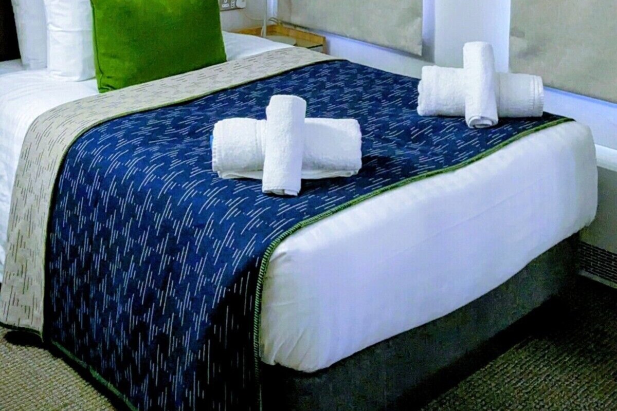 Habitación individual, baño privado | Ropa de cama de alta calidad y escritorio