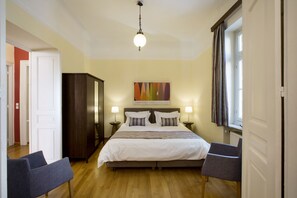 Apartment, 2 Bedrooms, Patio