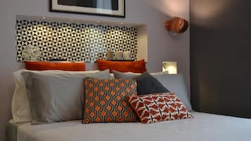 Minibar, coffres-forts dans les chambres, décoration personnalisée