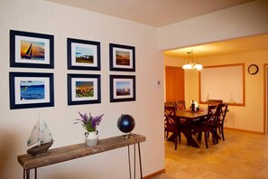 Dining - Stunning view of Lake Pepin! 1/2 mile to Villa Bellezza (Pepin)