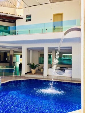Indoor pool - Mirage Hotel (Porto Seguro)