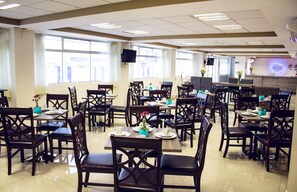 Restaurant - Hotel ALO Express (Torreón)