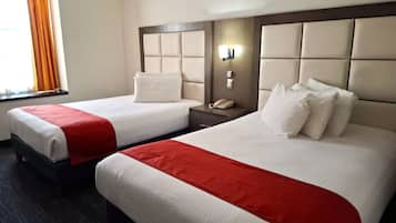 Standard Double Room | In-room safe, blackout drapes, soundproofing, iron/ironing board