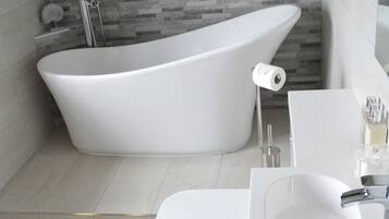 Porthchapel  | Egyptian cotton sheets, premium bedding, Tempur-Pedic beds