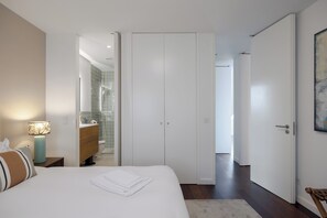 2 chambres, fer et planche Ă repasser, Wi-Fi gratuit, draps fournis