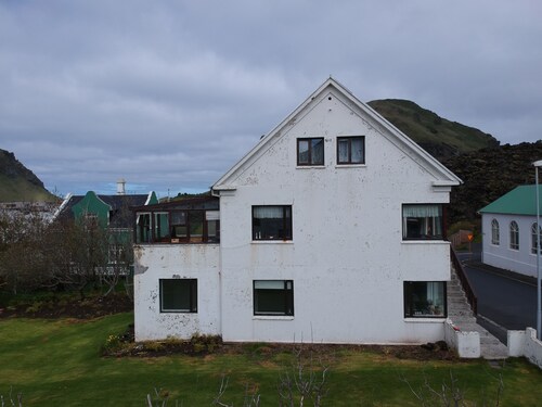 Troll's cosy apartment