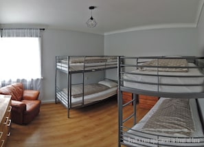 Apartment, 2 Schlafzimmer | 2 Schlafzimmer, hochwertige Bettwaren, Verdunkelungsvorhänge