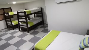 Habitación cuádruple estándar