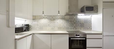 Fridge, microwave, oven, dishwasher