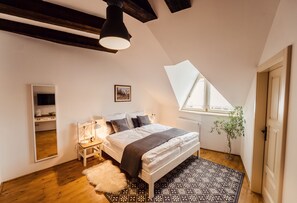 Double Room (1)