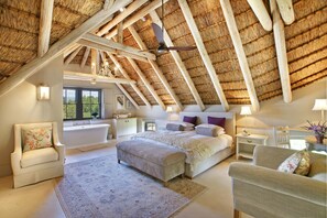 Villa, 4 Bedrooms - Villa Simondium (Franschhoek)