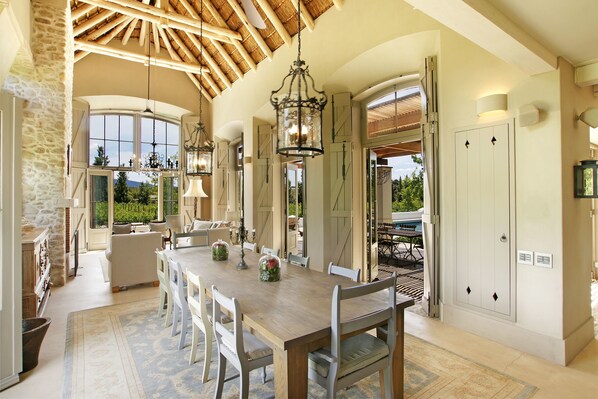 Villa, 4 Bedrooms | In-room dining - Villa Simondium (Franschhoek)