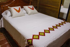 家庭獨棟房屋, 3 間臥室, 吸煙房 | 3 間臥室、遮光布/窗簾、熨斗/熨衣板、免費無線上網