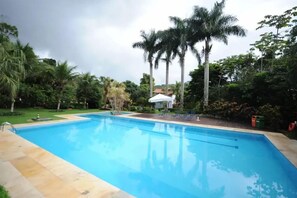 Alberca al aire libre