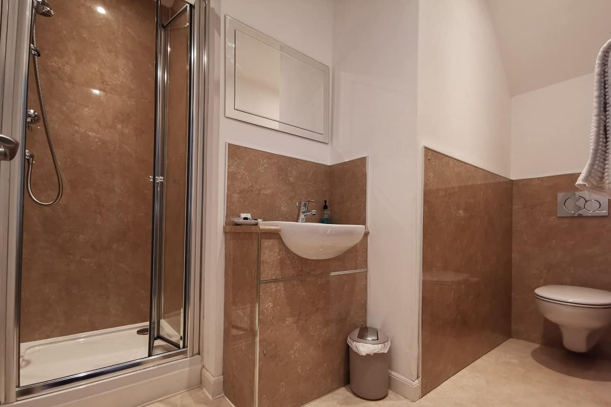 Tweepersoonskamer, en-suite badkamer, uitzicht op zee (Small Double) | Badkamer