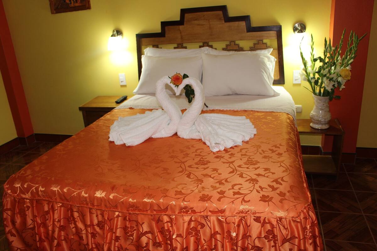 Desk, blackout curtains, free WiFi, bed sheets