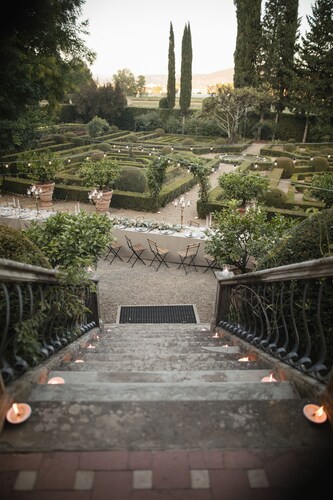 Exclusive Estate in Florence, Private Pool, 13 bedrooms