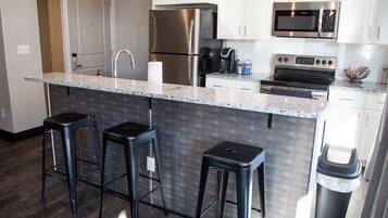 Signature Studio Suite, 1 King Bed, Non Smoking, City View | View from room