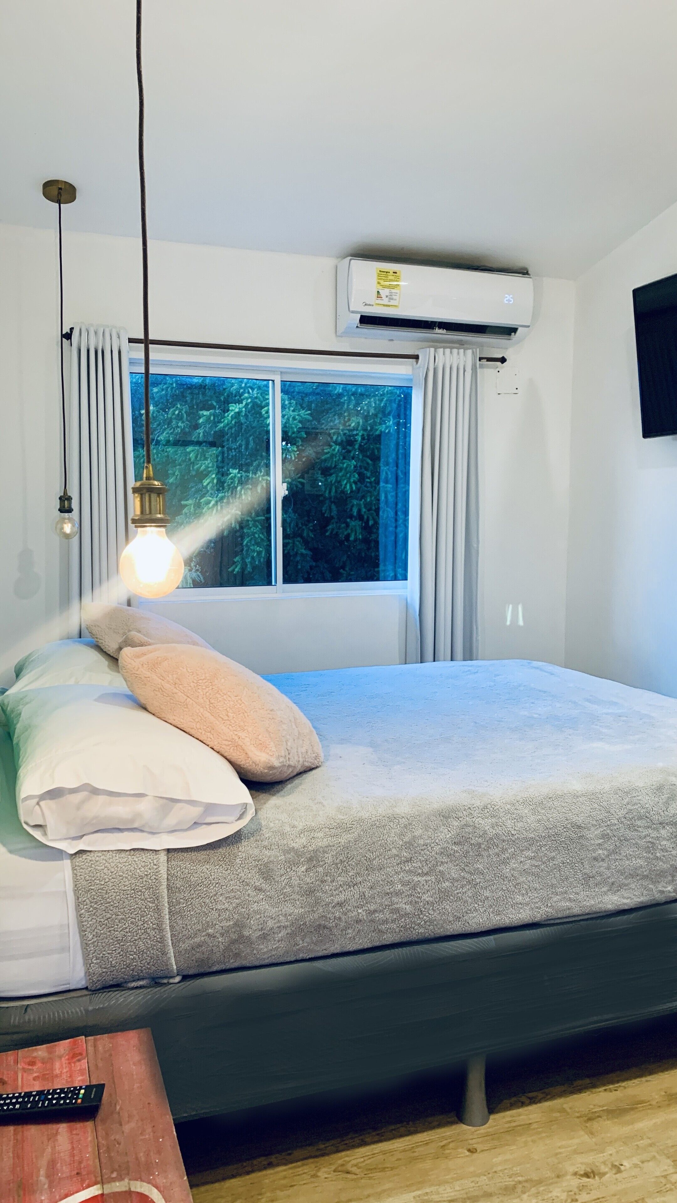 double room | 1 bedroom, in-room safe, bed sheets