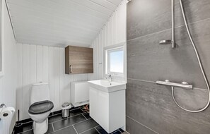 Shower - Stunning home in Lemvig with WiFi (Lemvig)