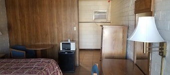 Beverly Crest Motor Inn