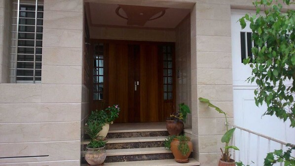 Exterior detail - Large Furnished Studio for Rent (RABAT)