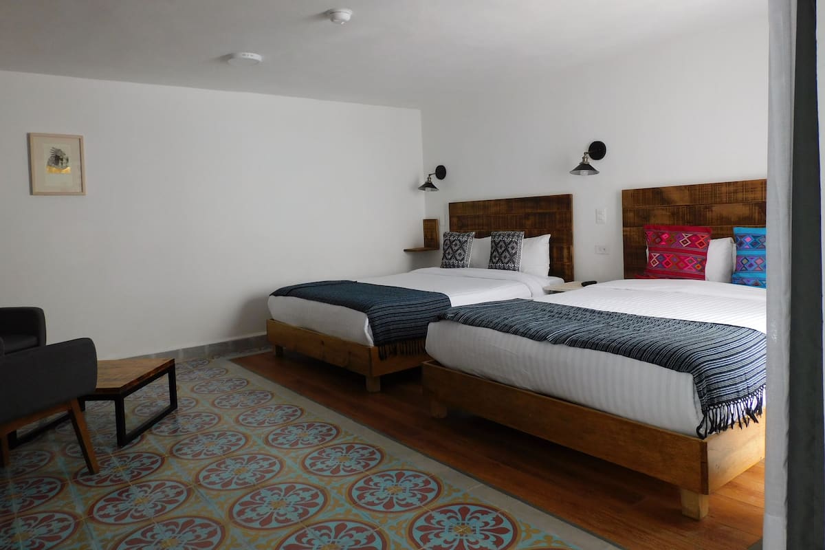 Premium bedding, down comforters, in-room safe, blackout drapes