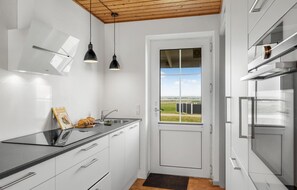 Kühlschrank, Herdplatte, Geschirrspüler