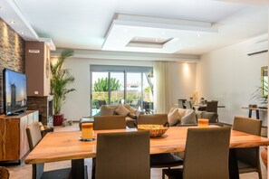 Dining - Luxurious Μodern Beachfront Villa with Private Swimming Pool ideal for Family (Afandou Rhodes)