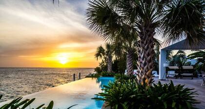 super luxurious Oceanfront Villa Yazmin