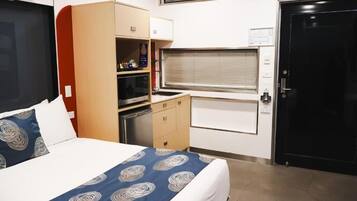 Accessible Room, 1 Queen Bed | Private kitchenette | Mini-fridge, microwave, electric kettle, toaster