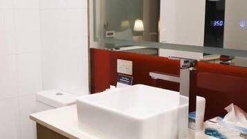 Shower, free toiletries, hair dryer, towels