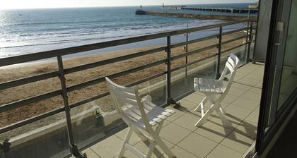 T3 face plage avec balcon et parking, aux Sables-d'Olonne