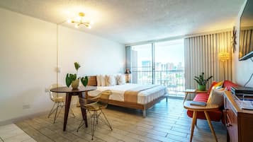 Internet, bed sheets