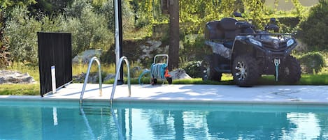 Outdoor pool, sun loungers