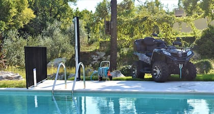 Villa Splendor, new modern 5 bedroom, near Dubrovnik, heated pool with parking