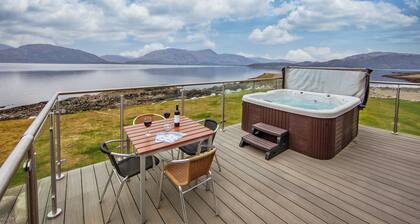 Waterfront Lodge 6 with Hot Tub